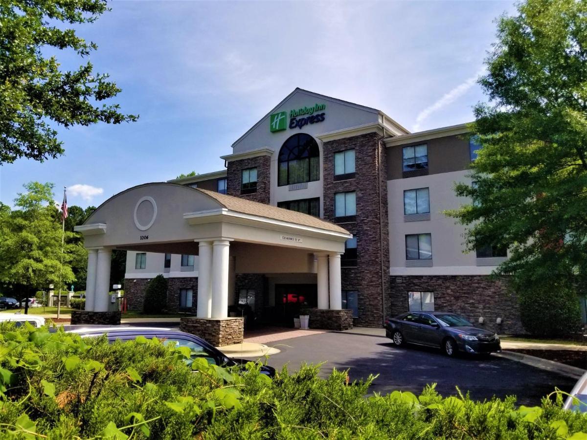 Holiday Inn Express Apex - Raleigh By Ihg Exterior photo